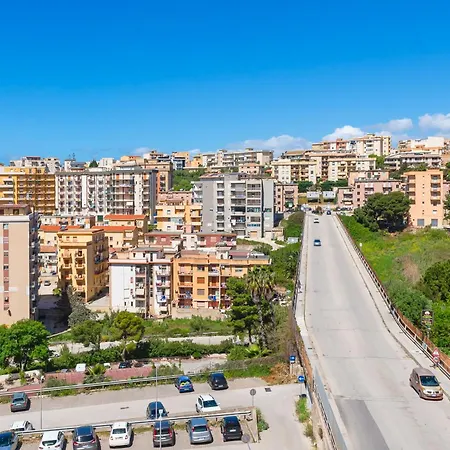 Porta Di Ponente - - Centro Storico - Parcheggio Bici E Moto Gratuito Sciacca