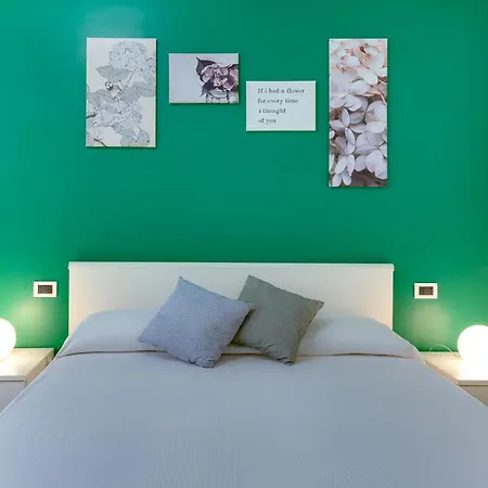 Porta Di Ponente - - Centro Storico - Parcheggio Bici E Moto Gratuito Sciacca